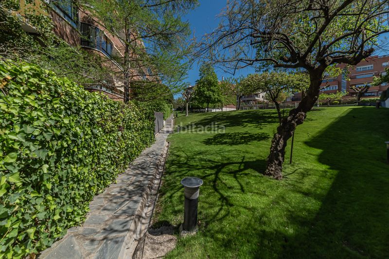 Foto f243e64c-7b22-4de9-b156-3f14a5208c10. Àtic amb calefacció aparcament a Pueblo Pozuelo de Alarcón