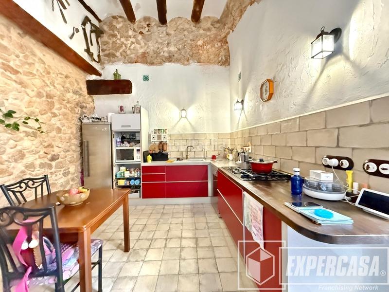 Foto 7a0ffdb3-b6cb-4614-916e-79f69ac8e5e5. House with parking in Casco Antiguo Llíria