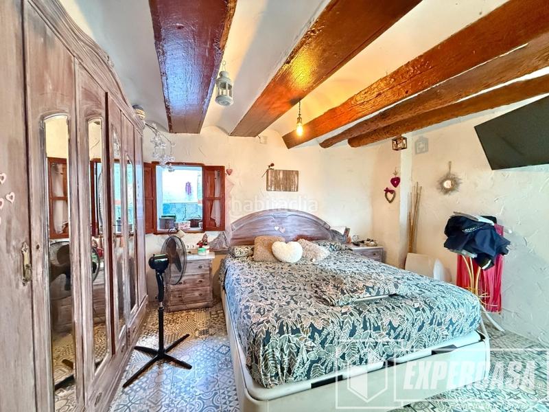 Foto 87cd2f44-2300-41cd-b462-c94e2c0882b4. House with parking in Casco Antiguo Llíria