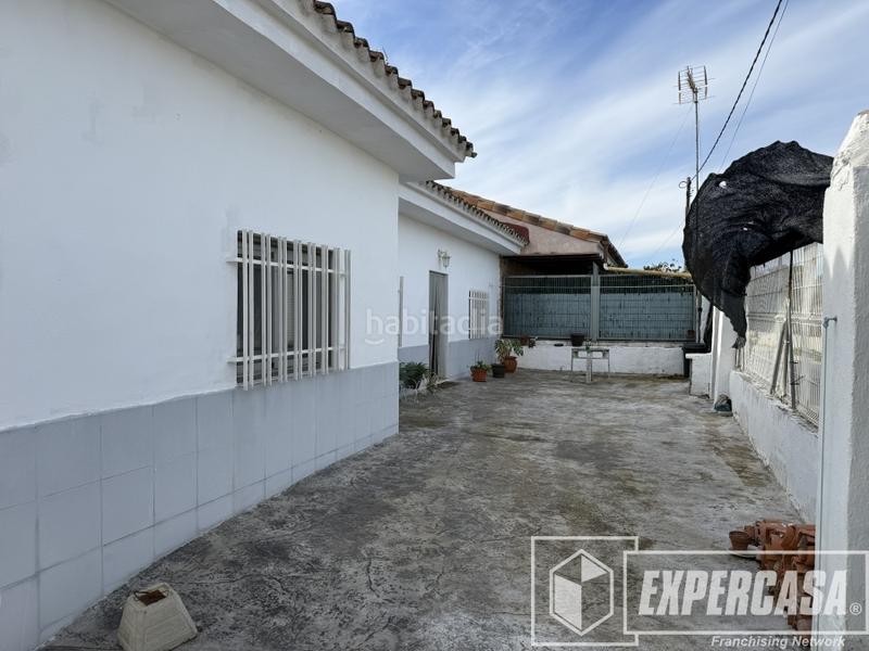 Foto 1c2eb3e3-6ad0-4ba0-8d33-2b6bb248684c. Chalet en Centro Chiva