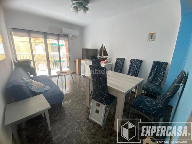 Foto 3a565e74-84c2-43d2-908d-7c5997292c5b. Apartamento en calle calle menorca 0 en El Perelló Sueca