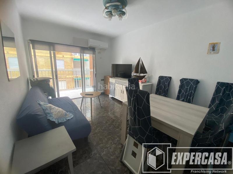 Foto ca4a7c37-76c6-4793-8571-2238abbbec0e. Apartamento en calle calle menorca 0 en El Perelló Sueca