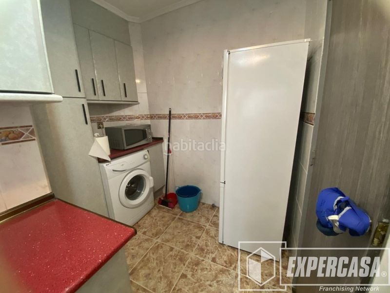 Foto c8d66be8-0dca-442c-8310-0990226b0b60. Apartamento en calle calle menorca 13 en El Perelló Sueca