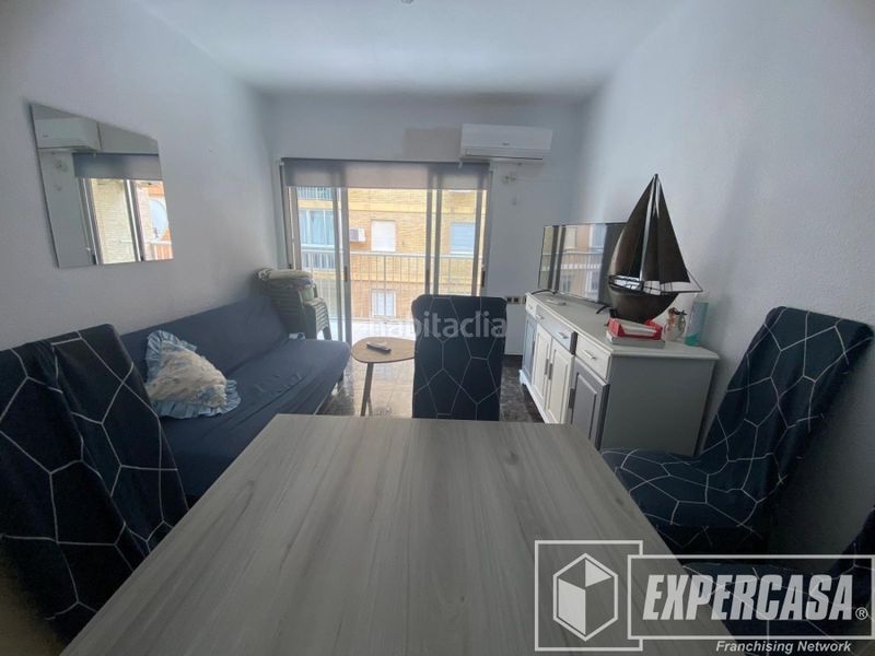 Foto ff803107-ecdc-4f40-aaae-1ae3627e53da. Apartamento en calle calle menorca 13 en El Perelló Sueca