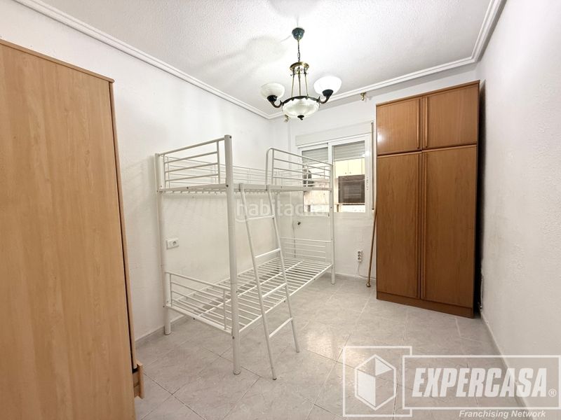 Foto ac9bd89d-4983-4064-8bd8-6ae2ff83db41. Pis a Riba - roja de Túria