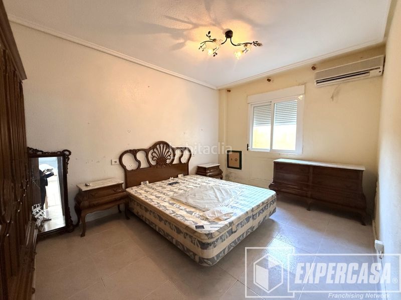Foto b3f332c3-4c34-4732-9fa2-9f87ccf363ab. Piso en Riba - roja de Túria