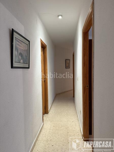 Foto 0eddcb1b-223d-4304-8c77-4e3f46080aac. Pis amb aparcament a Riba - roja de Túria