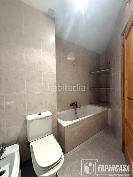 Foto c79e3287-9c4a-442e-8808-97f7749ab307. Piso en Riba - roja de Túria