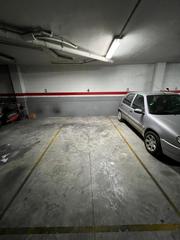 Parking voiture à Calle pizarro 70