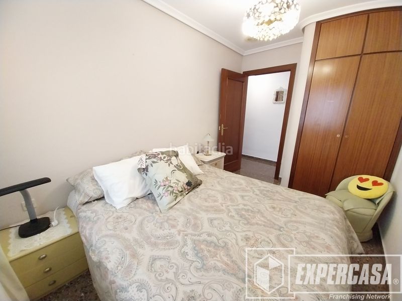 Foto 0f09bae6-df52-41eb-9297-9263de0c2d13. Pis a Zona Avenida al Vedat Torrent