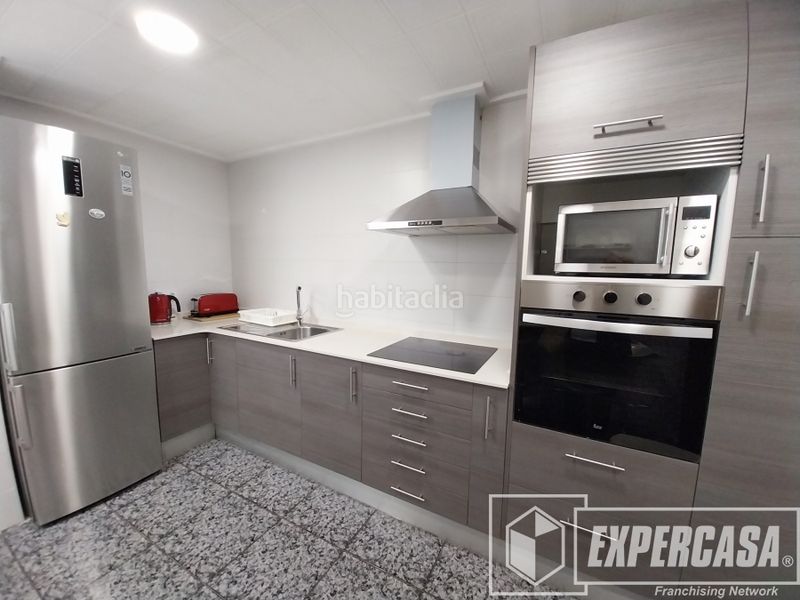 Foto 257755fa-7354-4c5a-b160-381b14ac28cb. Pis a Zona Avenida al Vedat Torrent