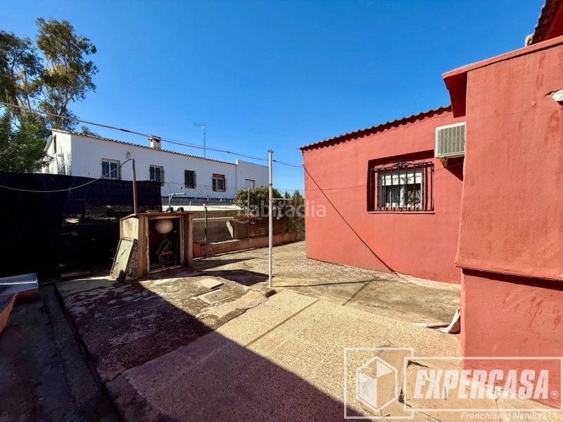 Foto 1541d11d-7ab1-48a2-a7e7-a1ba0e37ecfa. Xalet amb aparcament piscina a Santa Bárbara Llíria