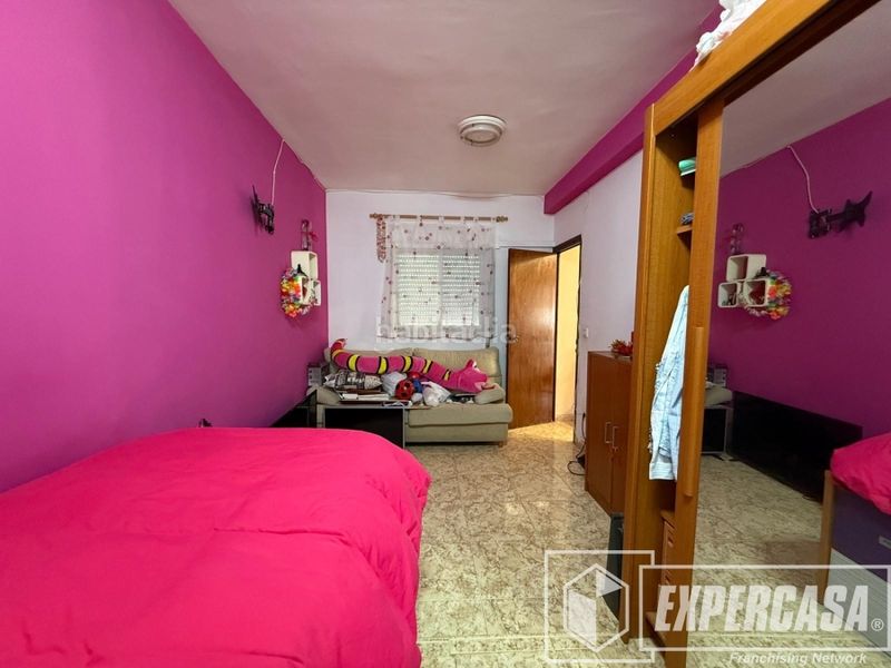 Foto 2761296d-cc46-444d-88fd-78dfdd09138e. Xalet amb aparcament piscina a Santa Bárbara Llíria