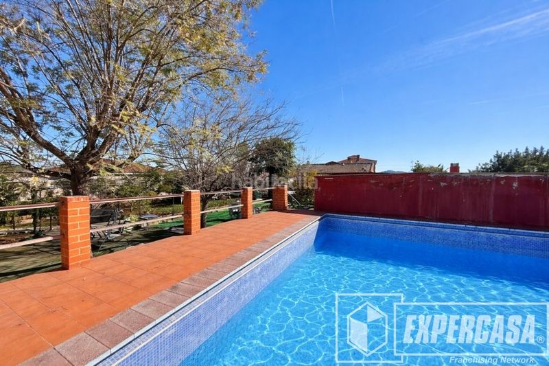 Foto 46ecfdba-17d0-4eca-b391-884a64e0227e. Xalet amb aparcament piscina a Santa Bárbara Llíria