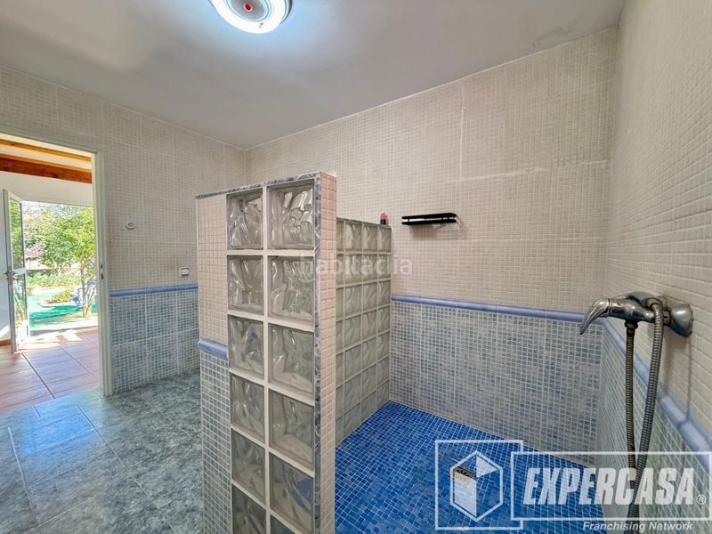 Foto 7f1a9b9b-60ea-4301-9646-997f83477366. Xalet amb aparcament piscina a Santa Bárbara Llíria