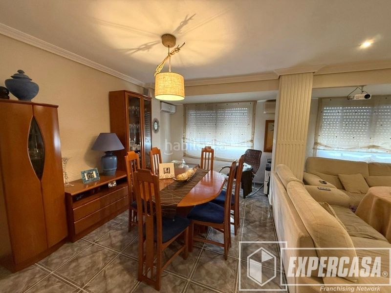 Foto a2a836dc-030d-4153-b12d-80de5d5c0c1e. Flat in calle duc de Llíria 60 in Parque de la Bombilla Llíria