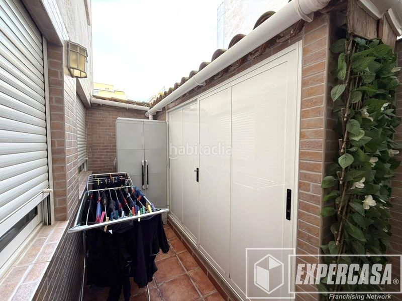Foto fa18d333-bf2b-4dc8-a240-e3caf4eb9417. Flat in calle duc de Llíria 60 in Parque de la Bombilla Llíria