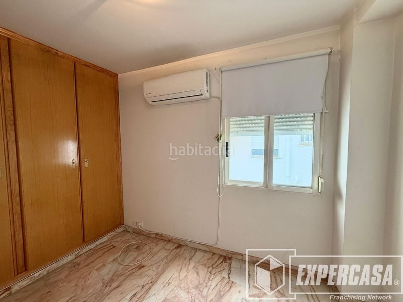 Foto cacd3615-8f41-4e2a-b208-516a08a1857c. Pis a calle duc de Llíria 65 a Parque de la Bombilla Llíria