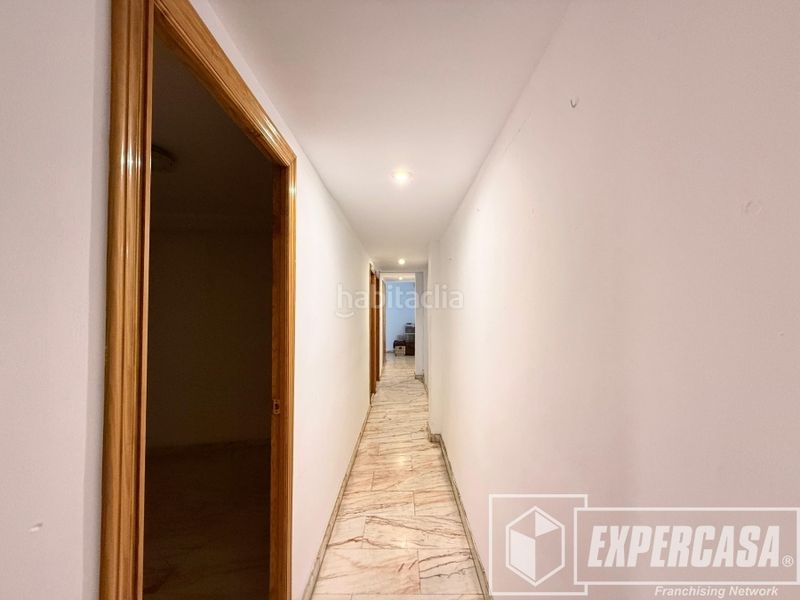 Foto fedb1a3d-b06c-46cb-9668-021ff7cb0404. Pis a calle duc de Llíria 65 a Parque de la Bombilla Llíria