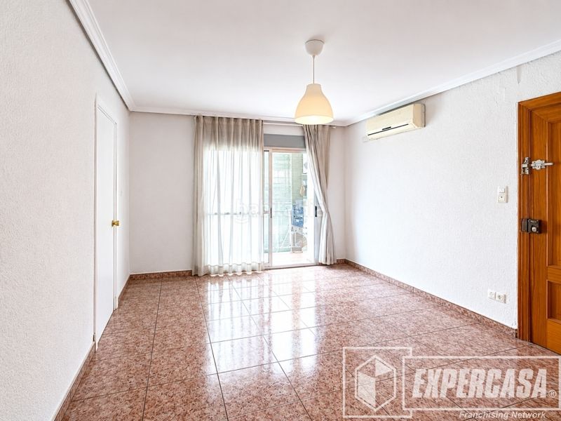 Foto ed770bfa-1b2e-44e5-9b46-14daa42987c6. Piso en calle purisima 65 en Santa Bárbara Llíria