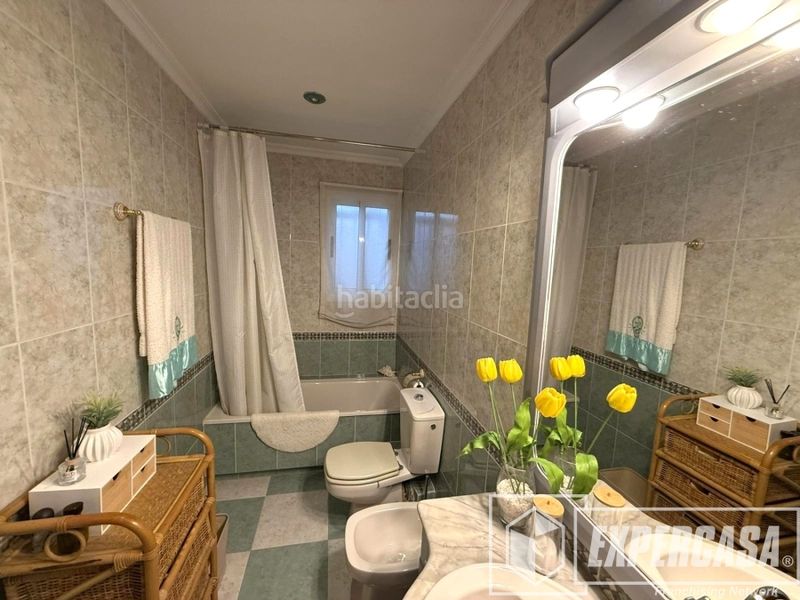 Foto c566639e-e7f3-4f99-9af7-f5517ebfa1e6. Flat in calle duc de Llíria 60 in Parque de la Bombilla Llíria