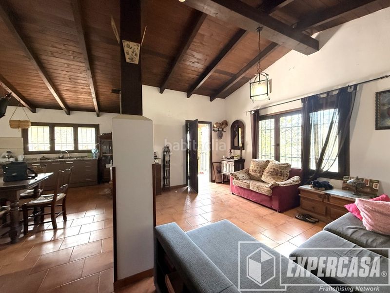 Foto 1cb463be-1ae1-479c-9fe4-82fef178069a. Chalet avec chauffage dans Pedralba
