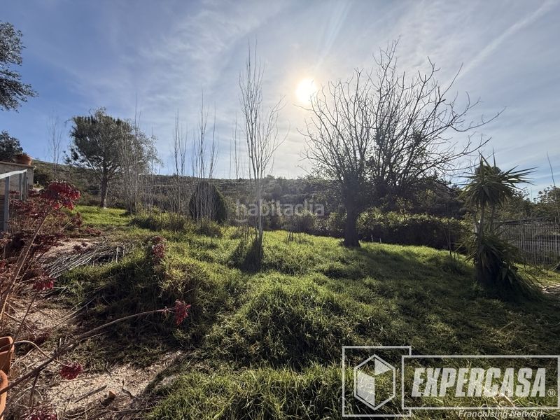 Foto a0518c5e-e991-4cfe-9f30-a1a528d1a467. Chalet avec chauffage dans Pedralba