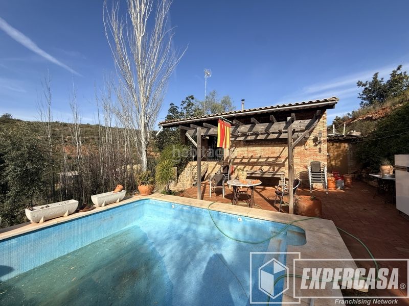 Foto fea922cc-cbea-408f-a983-59bba6f2ef98. Chalet avec chauffage dans Pedralba