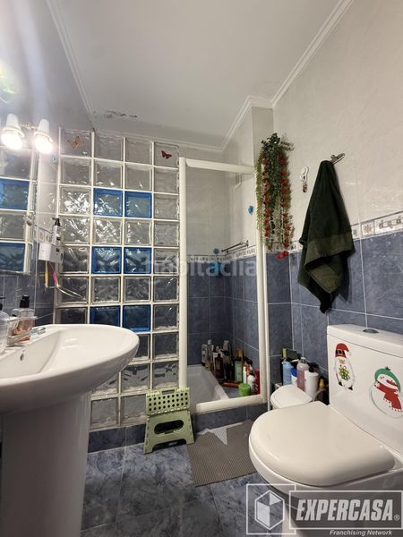 Foto e4676b2c-267a-4e8e-9eb4-e1c2fd893b5b. Pis a Riba - roja de Túria