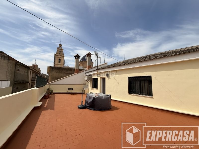 Foto 1d822596-3ee3-4309-8d27-7a81dacd4120. Casa amb aparcament a Riba - roja de Túria