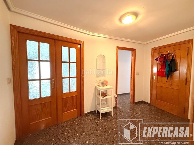 Foto 5af78933-789d-4da8-a256-e1014401ad8f. Casa amb aparcament a Riba - roja de Túria