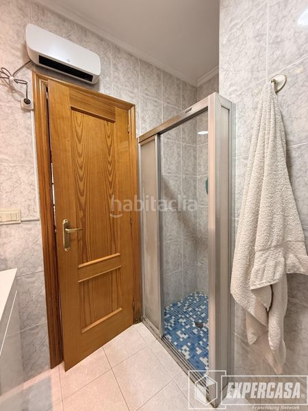 Foto 5b933b71-b54d-4c72-9442-6267de4743db. Casa amb aparcament a Riba - roja de Túria