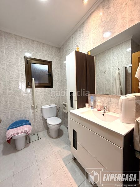 Foto 72461892-a825-4c46-a5c1-5051162d866e. Casa amb aparcament a Riba - roja de Túria