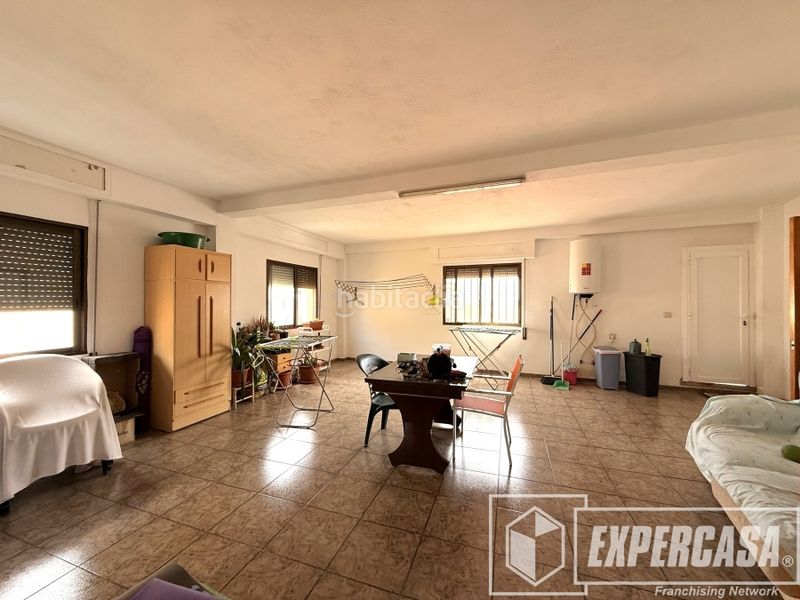 Foto 8430e531-db4a-4a6f-b6c2-39e9c7c16634. Casa amb aparcament a Riba - roja de Túria