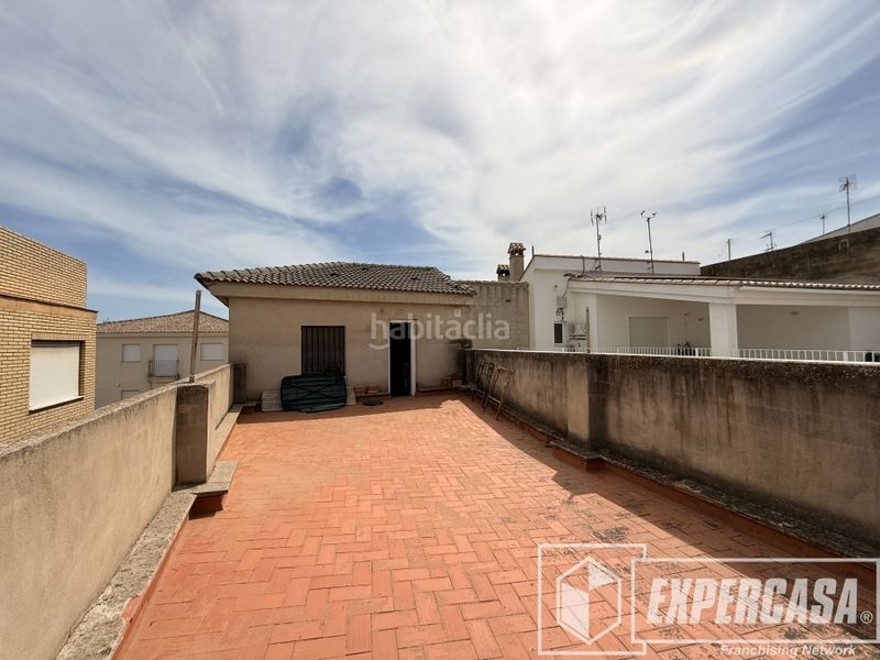 Foto 872d2824-d59f-4286-ba88-924227bf9be0. Casa amb aparcament a Riba - roja de Túria