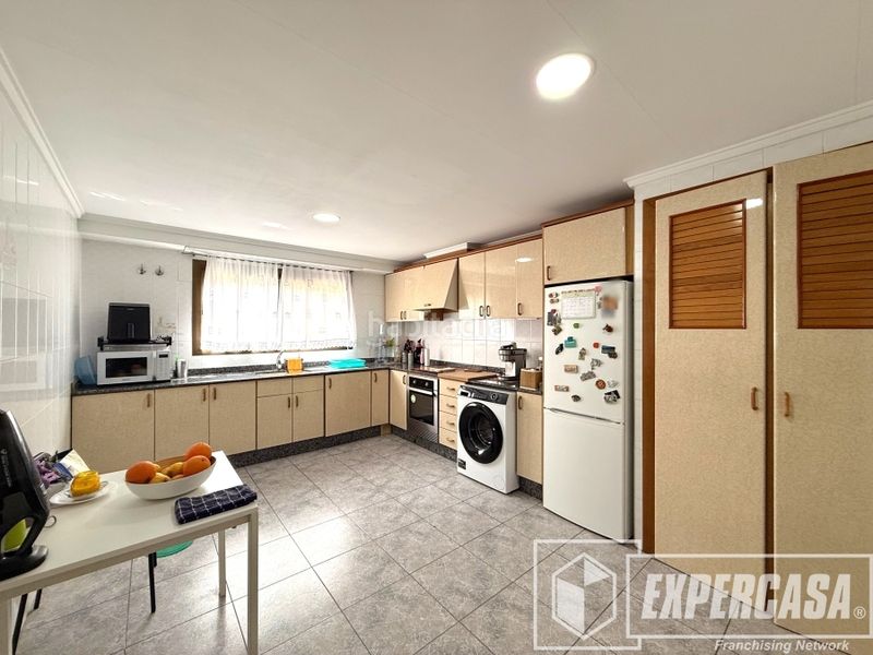 Foto 90b66224-1e52-4449-a61e-8fbb89a5485c. Casa amb aparcament a Riba - roja de Túria