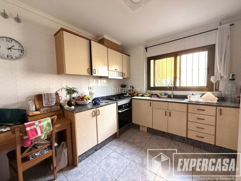 Foto e0e73ca5-f359-4fc9-b9e9-d06bb3f7e1d5. Casa amb aparcament a Riba - roja de Túria