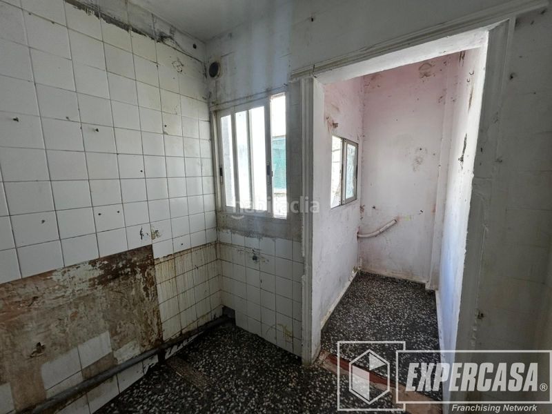 Foto 193f9069-6370-418d-9560-e7a4ed96bacc. Àtic a Parque de la Bombilla Llíria