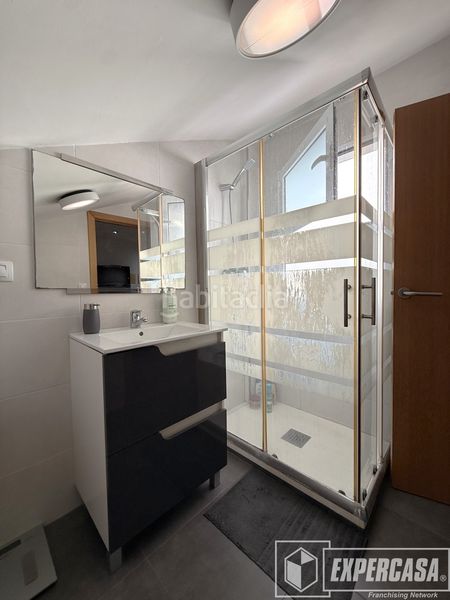 Foto bf2b0b74-061f-4af1-a600-cedc8c71a45f. Àtic amb calefacció aparcament a Riba - roja de Túria