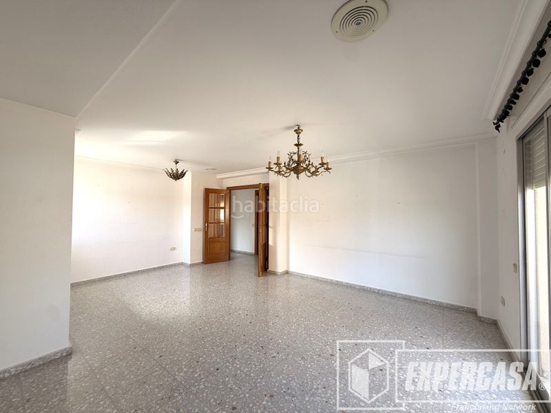 Foto 2c5df4ab-0812-474a-8926-d9f9df055953. Flat in Riba - roja de Túria