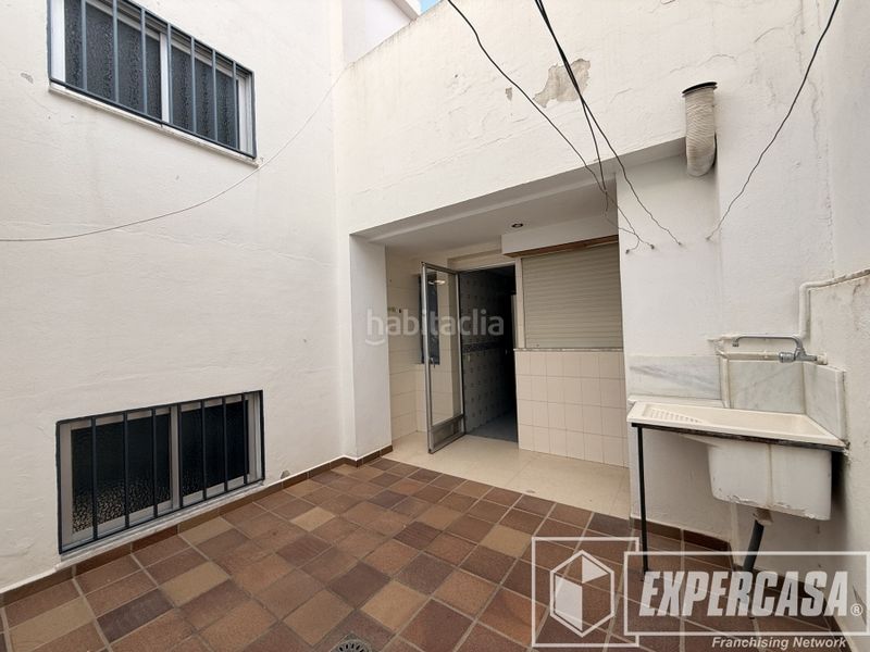 Foto cbb2dff0-be00-4df3-97a4-d0d702012543. Flat in Riba - roja de Túria