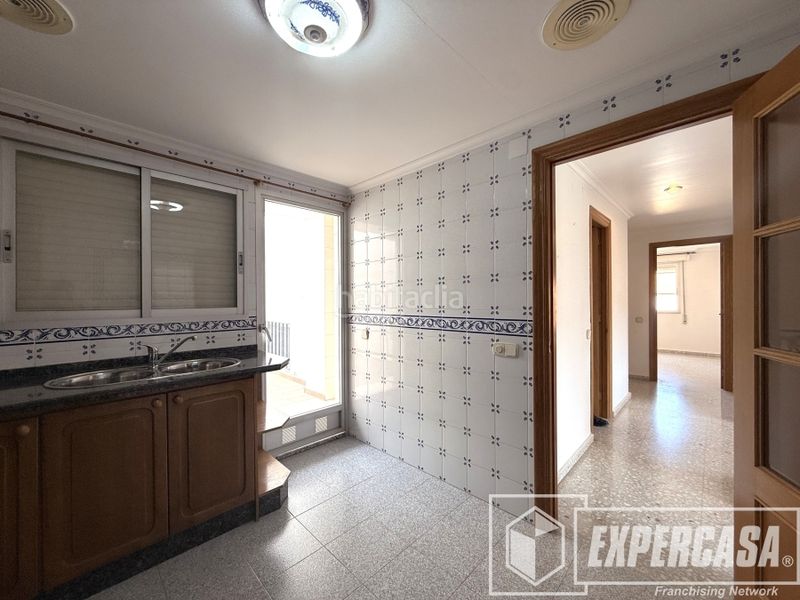 Foto 2d0e7901-3662-4c1e-a927-188b9b5bee1a. Pis a Riba - roja de Túria