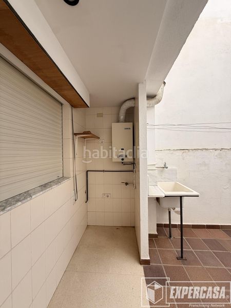 Foto 0ad863bf-2dda-48e6-a519-5d21e4308106. Piso en Riba - roja de Túria