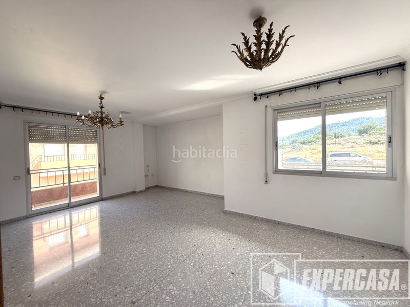 Foto 7416ec5a-59a7-4926-bc11-1804076c7aed. Piso en Riba - roja de Túria