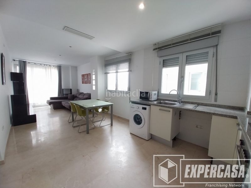 Foto 81d856fd-a474-44d2-b353-002f59b54e7a. Flat in avenida rei joan carles i 7 in Parc Central Torrent