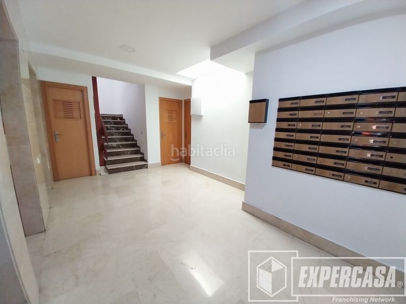Foto d04b7e00-ba37-4b6a-a608-5784bbcefafd. Pis a Zona Avenida al Vedat Torrent