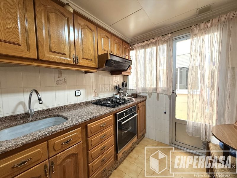 Foto df5cdb45-7c85-48ee-9317-a09434857416. Pis a Riba - roja de Túria