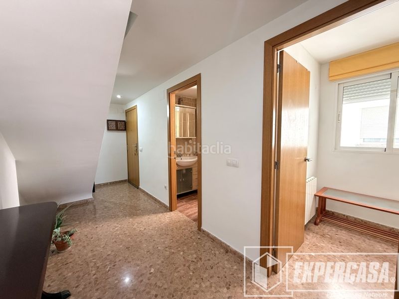 Foto ae78100b-d763-4c71-954d-7186a6ddfd97. Àtic amb calefacció aparcament a Riba - roja de Túria
