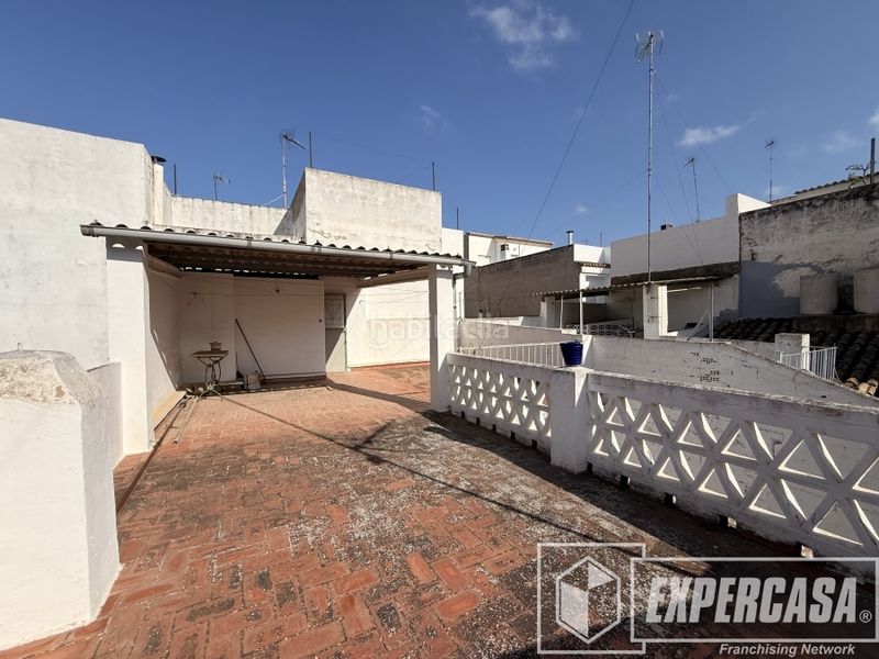 Foto 13d3d907-6166-40e5-8eb5-24c776c47f4e. Casa a Riba - roja de Túria