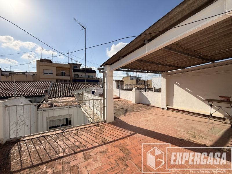 Foto 4218b274-8d9e-4d3e-935b-c66fcf90805c. Casa a Riba - roja de Túria